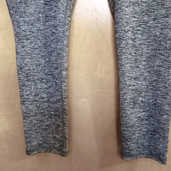 Maurices inMOTION Leggings Plus Size 4 Grey - Picture 3 of 6